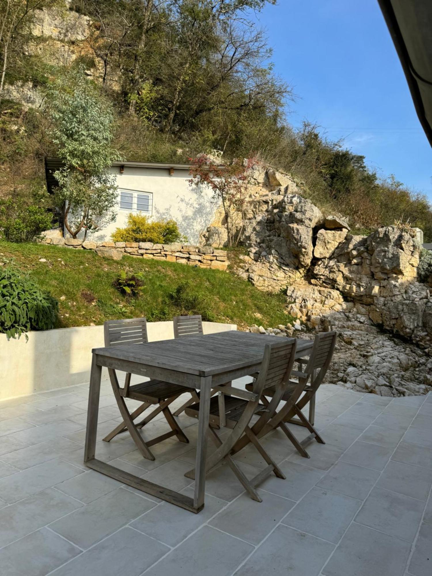 Maison Au Bord De L'Eau Les Roches Rochefort-sur-Nenon Bagian luar foto