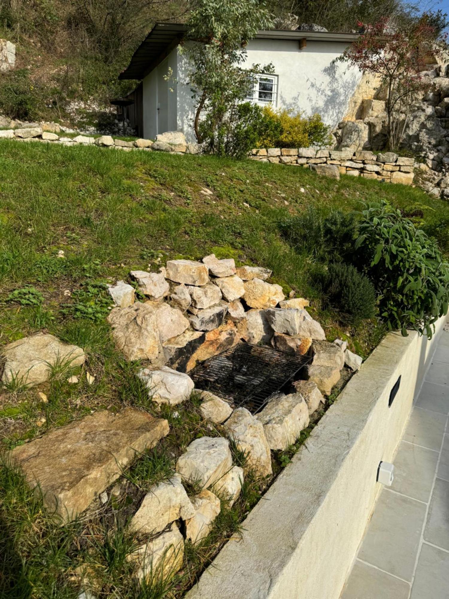 Maison Au Bord De L'Eau Les Roches Rochefort-sur-Nenon Bagian luar foto